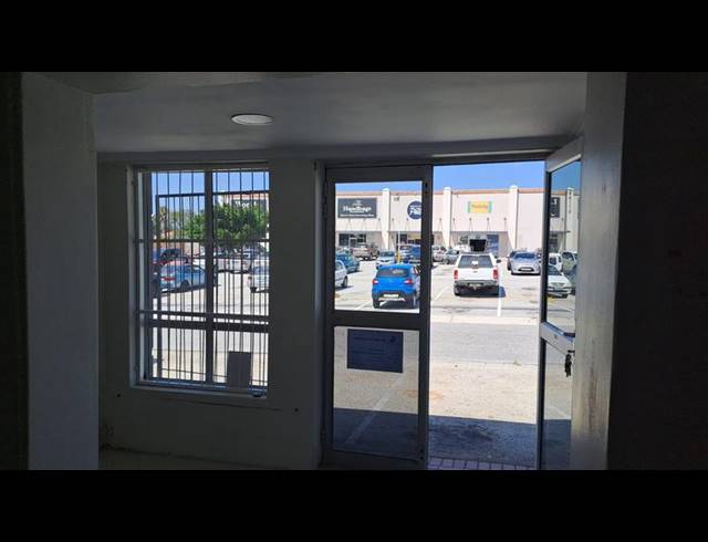 BUSINESS PROPERTY TO RENT IN NEWTON PARK